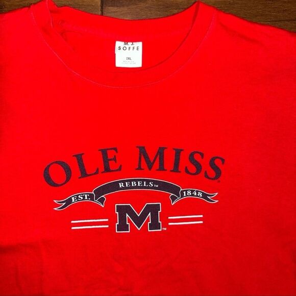 Ole Miss T-Shirt - Picture 2 of 3